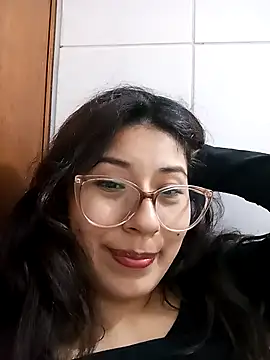 MishuColfer online show from October 31, 7:45 am