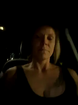 hotNReady6969 online show from October 25, 11:33 pm