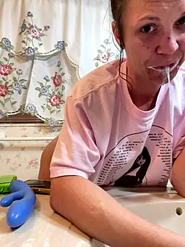 hotNReady6969 online show from September 25, 5:50 am