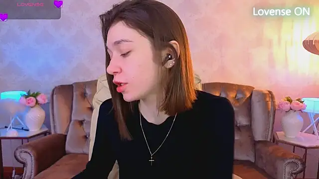 Cherry Wipe online show from April 13, 1:01 pm