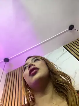 Mia ross16 online show from December 16, 2:45 pm