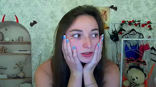  Barbie Kiss  online show from October 27, 3:29 pm