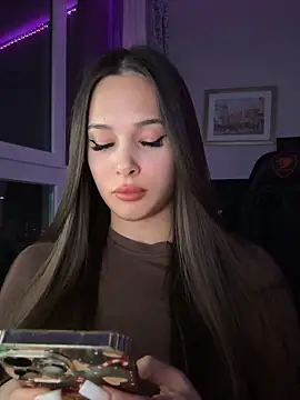 EricaWalls online show from November 28, 10:02 pm