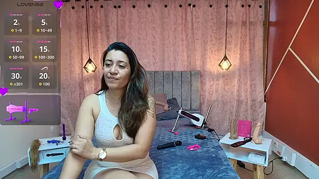 VioletaScott  online show from November 4, 2:22 pm