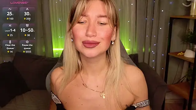 MilaBott online show from March 7, 8:16 pm