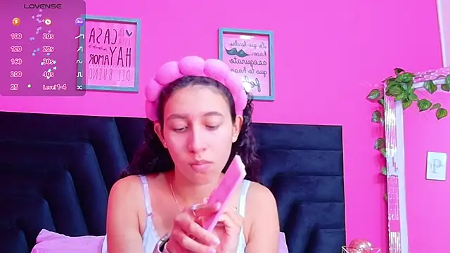 Beautifulskinny18 online show from September 28, 7:41 pm