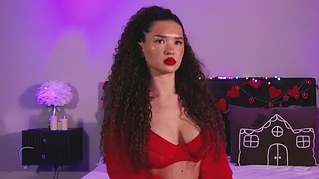 Denise Garciia online show from February 15, 12:15 pm