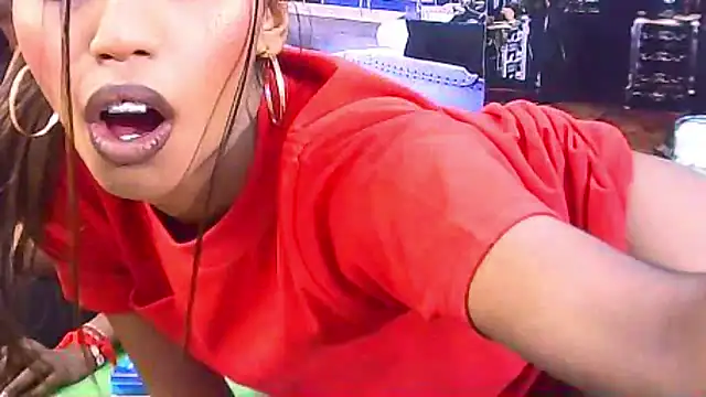 IndianSexySlender online show from October 28, 9:26 am