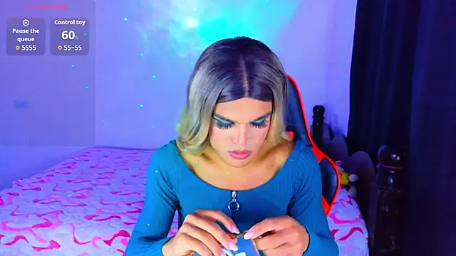 AllisonsweetZ online show from April 26, 3:04 am