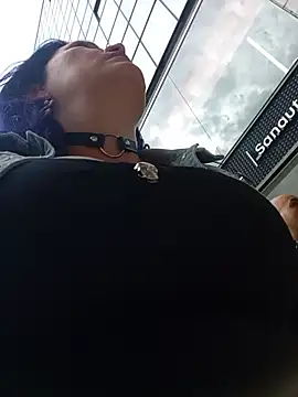 sophie banger online show from February 19, 8:18 pm