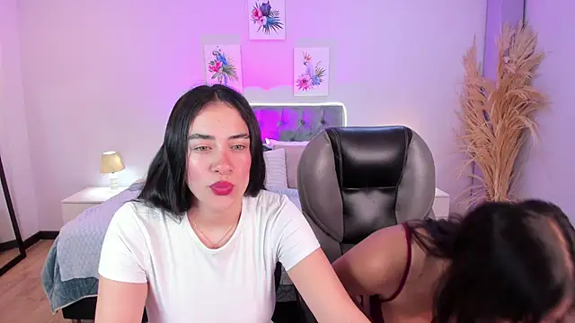 Icysweetcam online show from April 5, 11:53 am