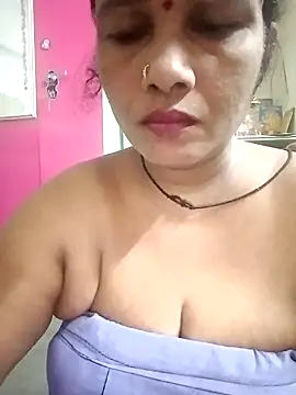 Snapshot of hotsangeetha chatting on October 14, 2:03 am hotsangeetha online show from October 14, 2:03 am
