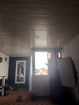 LaurenWelly  online show from March 6, 9:43 pm