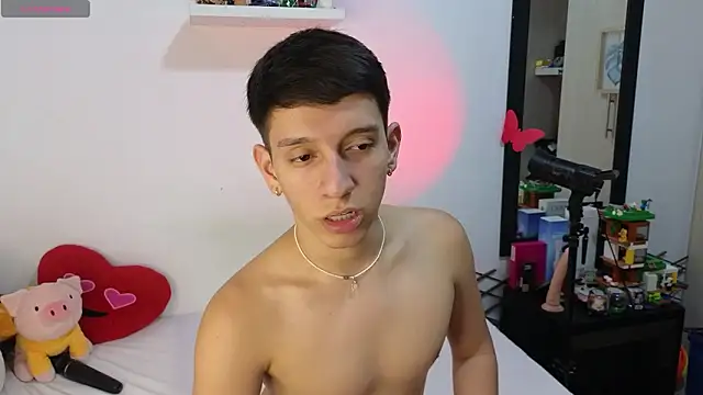 milky  boy  online show from March 27, 10:32 pm