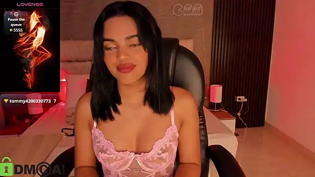 Cristal  adams online show from November 12, 1:09 pm