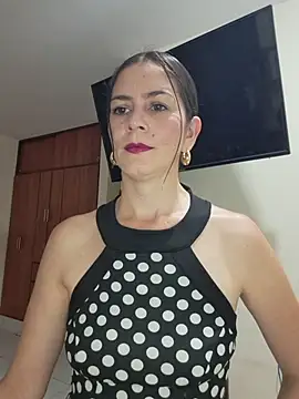 Hanny 24 online show from February 13, 11:17 pm