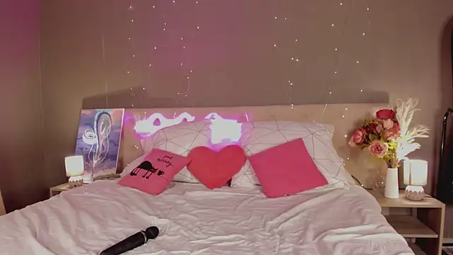 jenn soucek online show from February 16, 9:20 am