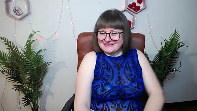 ZannaDreil online show from April 13, 7:03 pm