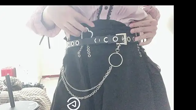 yahanr online show from December 21, 9:46 am