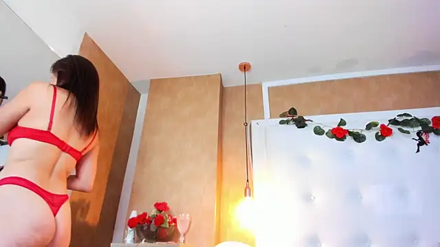  evamilf  online show from April 18, 12:51 pm