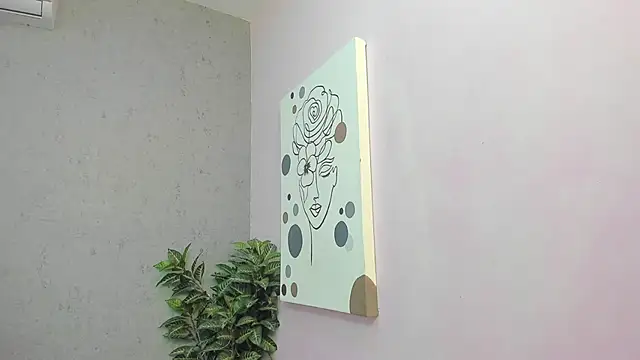 Tiffany mendez online show from April 4, 12:04 pm