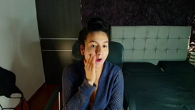 ChloeSanchezx online show from November 14, 12:10 am