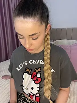 GraceCarther online show from October 19, 6:32 pm