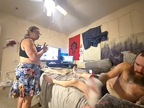 lit702 online show from February 12, 4:25 am