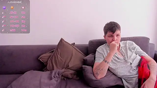 jessica tenderly online show from April 18, 7:07 pm