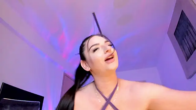 kylieety online show from June 3, 8:04 am