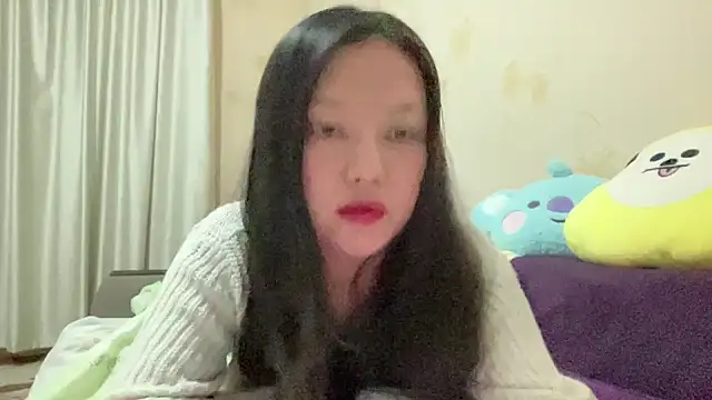 Risalynn online show from January 8, 6:23 pm