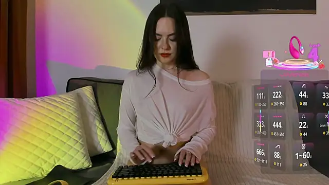 Ann Sweer online show from April 8, 5:59 pm