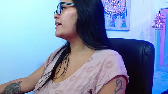 violletha online show from April 13, 12:39 pm