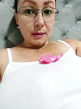 milly sanchez online show from June 3, 6:57 pm