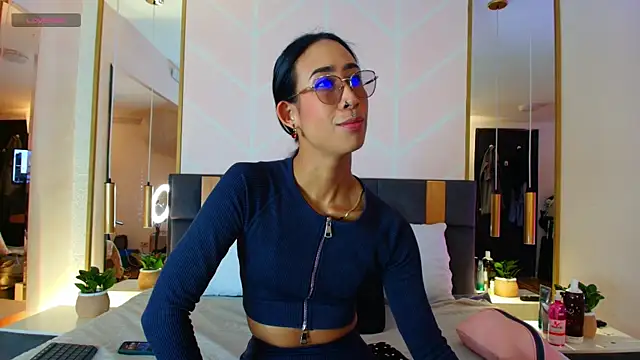 GabyPetit online show from January 8, 7:51 pm