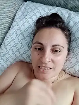 ShelaDiass online show from June 28, 5:25 am
