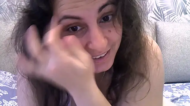 ShelaDiass online show from November 23, 5:10 am