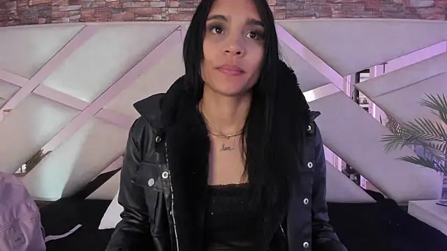 sophie pariss online show from February 26, 2:43 am