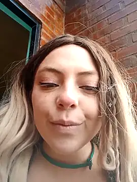 madelaine- online show from November 16, 9:04 pm