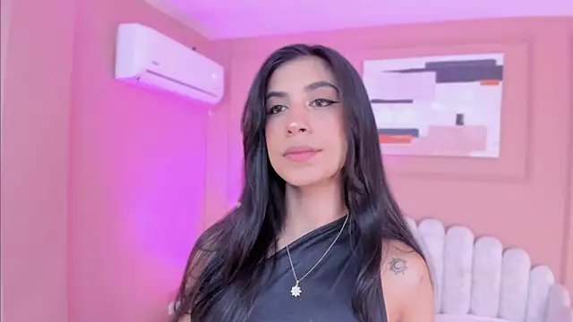 zia cooper online show from March 18, 7:19 pm