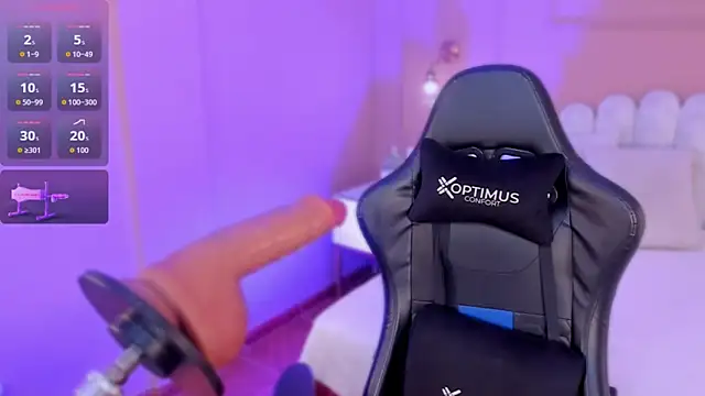 zia cooper online show from December 14, 8:03 pm