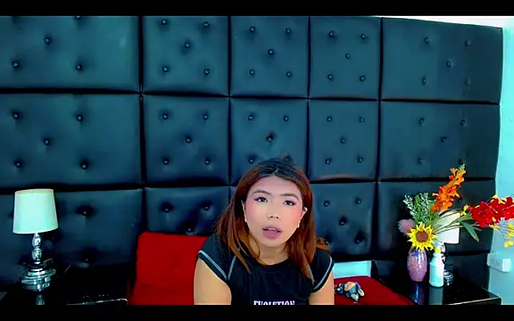 Isalombardi online show from April 18, 2:58 am