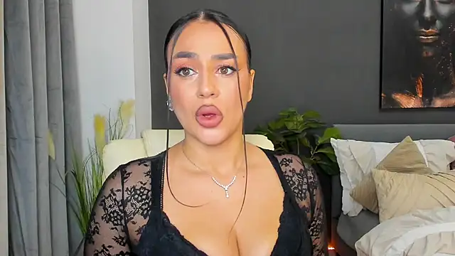 Sonia  Rey online show from November 20, 7:26 pm