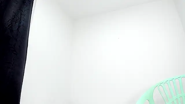 Lesly Parkeer online show from November 14, 4:07 pm