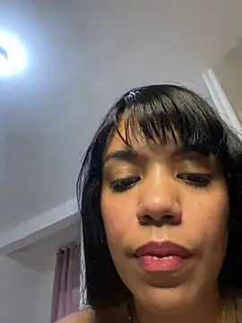 -Naomyy- online show from April 22, 10:29 pm