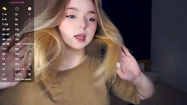 ZaraCreedon online show from November 8, 5:56 am