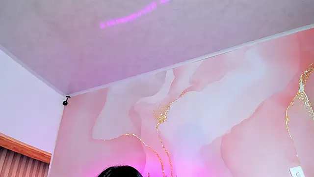 Daisy  rose online show from September 11, 3:07 am