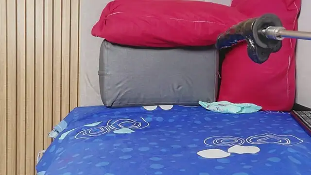 celeste jhons online show from April 11, 9:07 pm