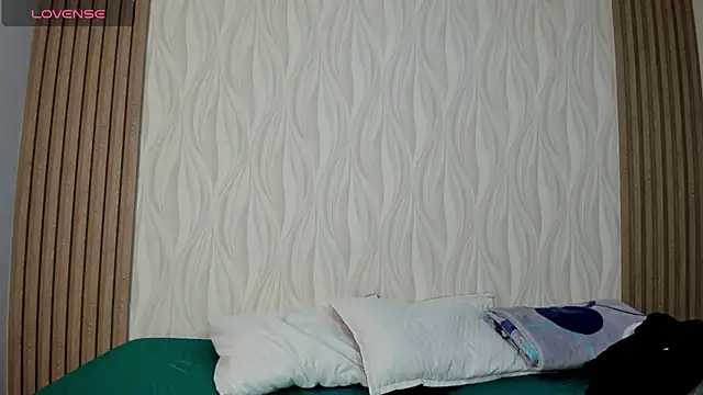  ashleymiller online show from April 20, 7:17 pm