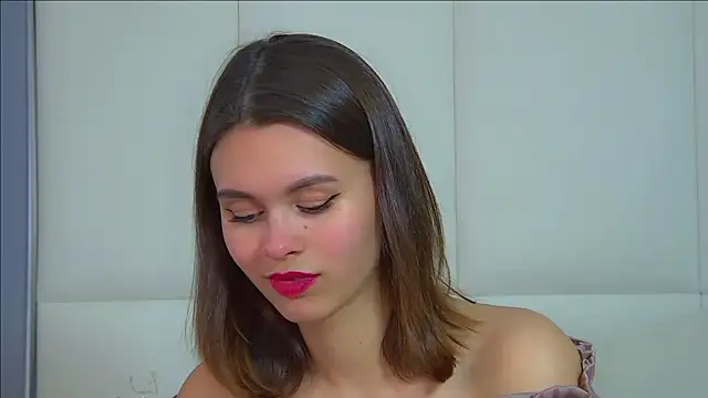 PollyLanders online show from November 11, 3:35 am